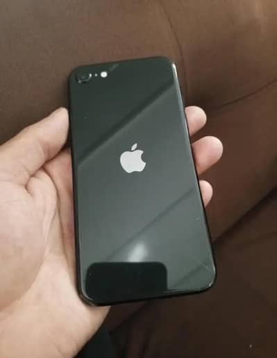 Apple iPhone SE PTA URGENT FOR SALE