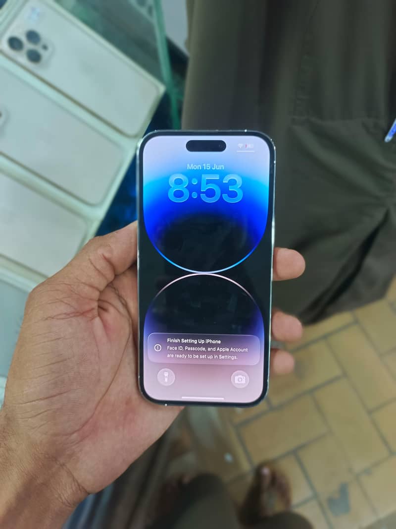 Apple iPhone 14 Pro 2