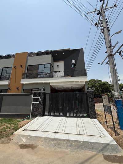 Spacious Prime Location House Is Available In Buch Villas Phase 2 - Manik Block For Sale