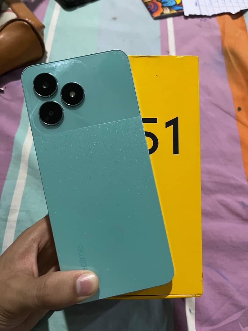 Realme C51 0