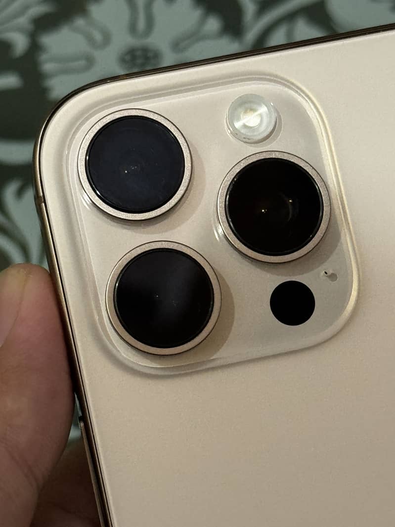 Iphone 16 Pro Max 2