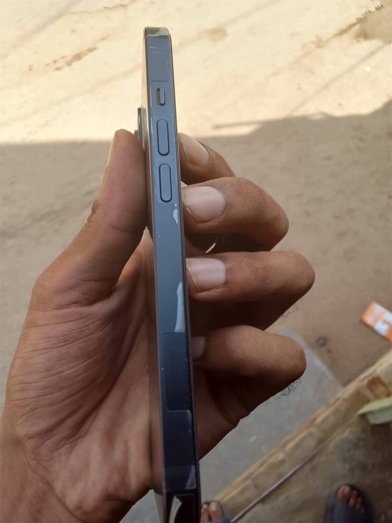 Apple iPhone 14 1