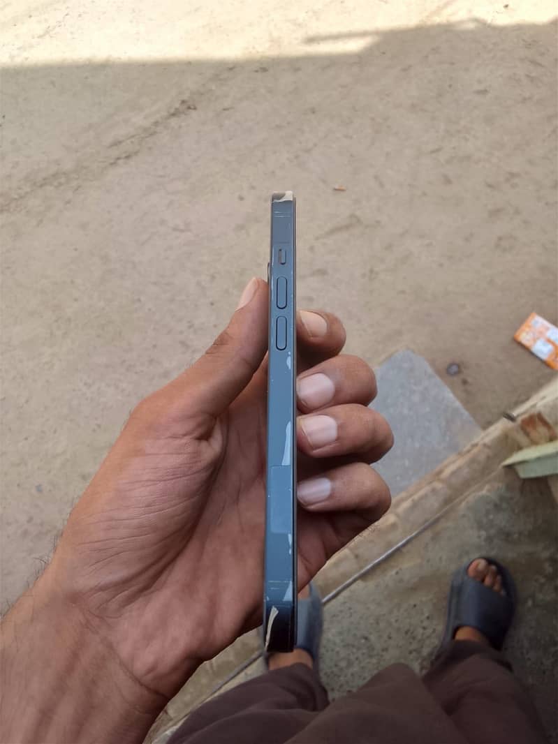 Apple iPhone 14 6