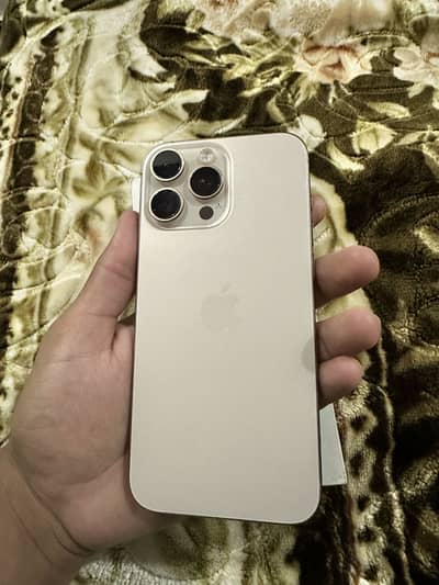 Apple iPhone 16 Pro Max