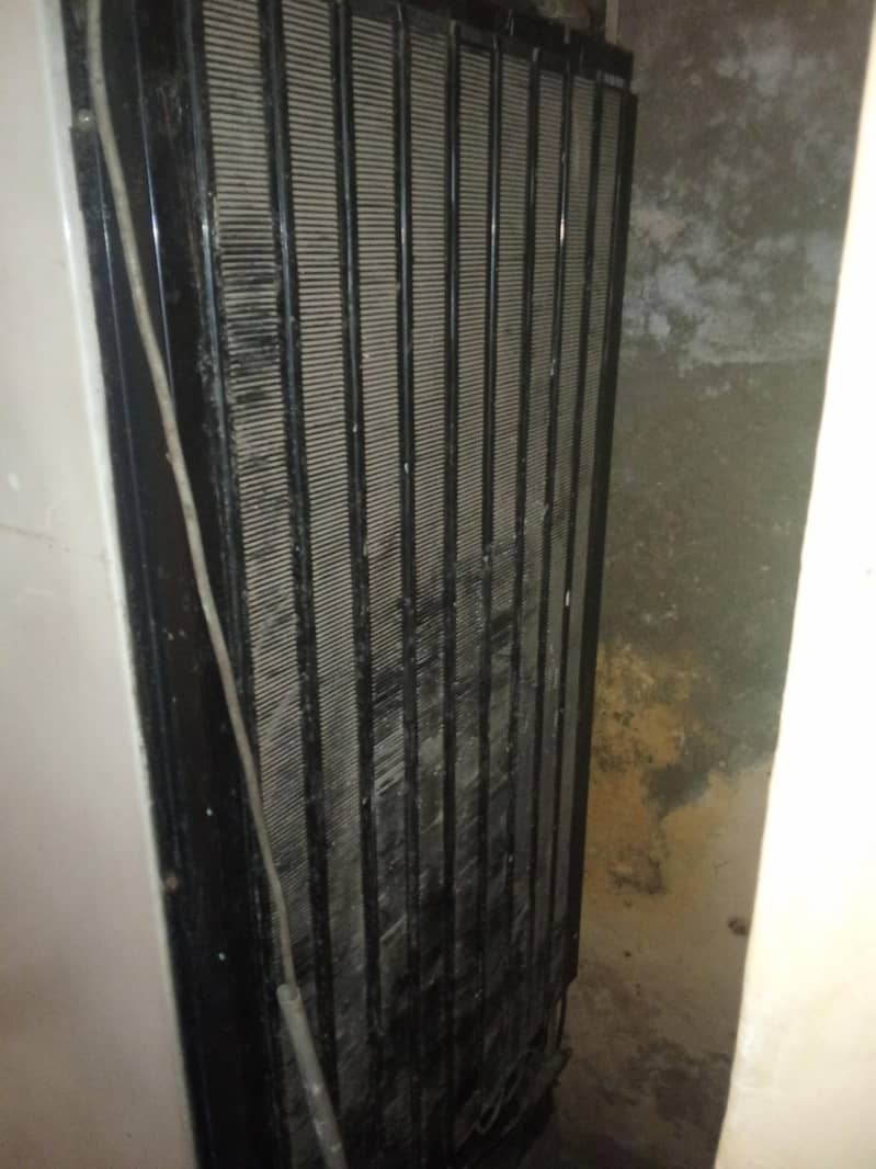 Refrigerator 1