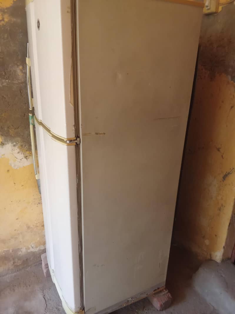 Refrigerator 3