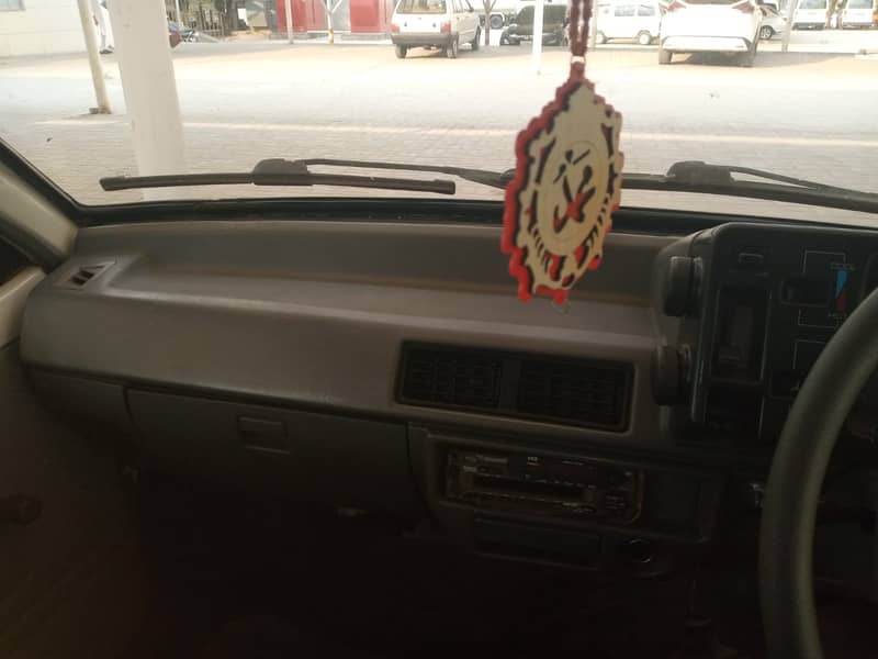 Suzuki Mehran 2012 9