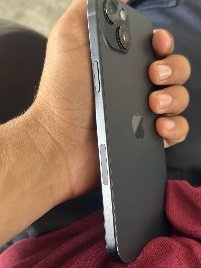 Apple iPhone 15 plus 0
