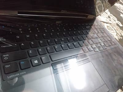 Dell Latitude E5570 — Core i5 6th Gen | 256GB SSD | Good Condition