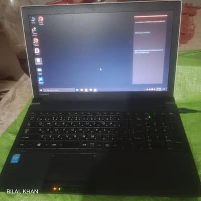 TOSHIBA laptop core i5  8/256