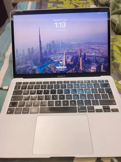 Macbook Air 2020 || M1 || 8/512