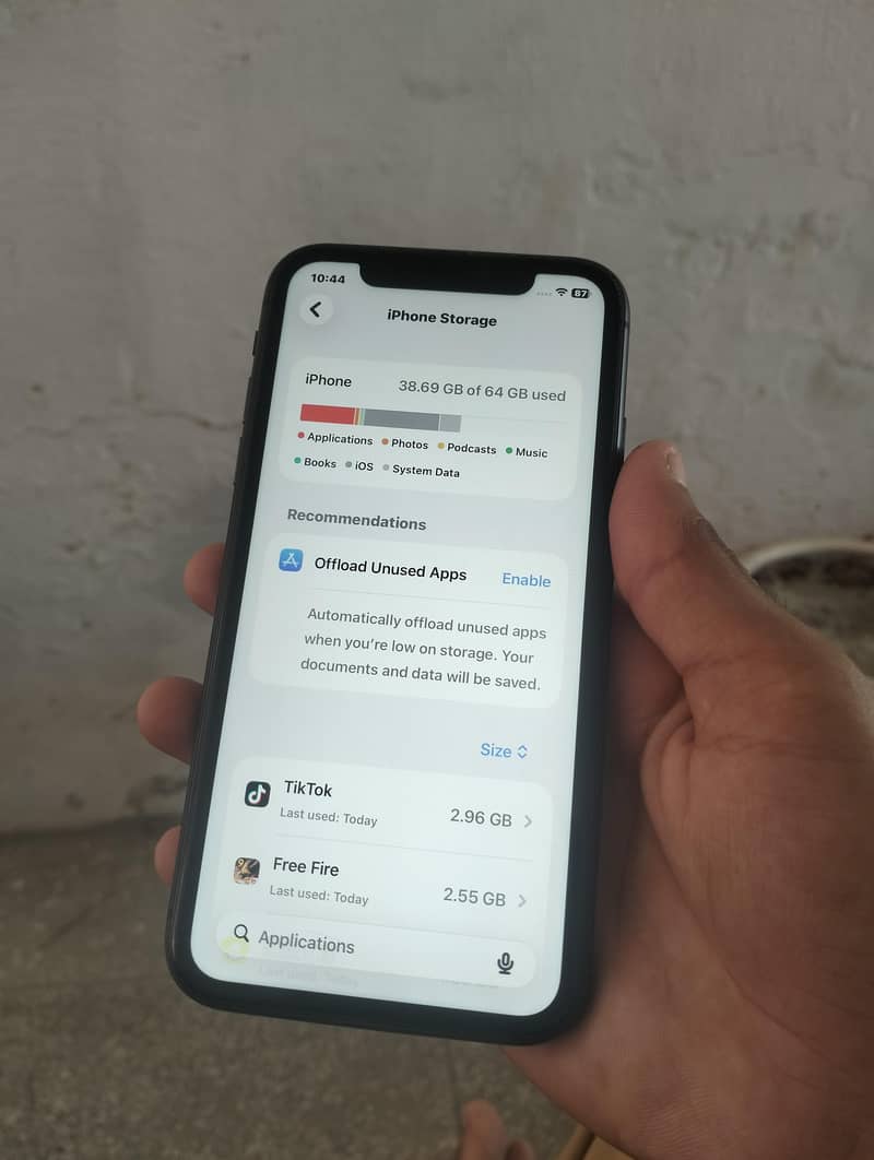 Apple iPhone 11 3