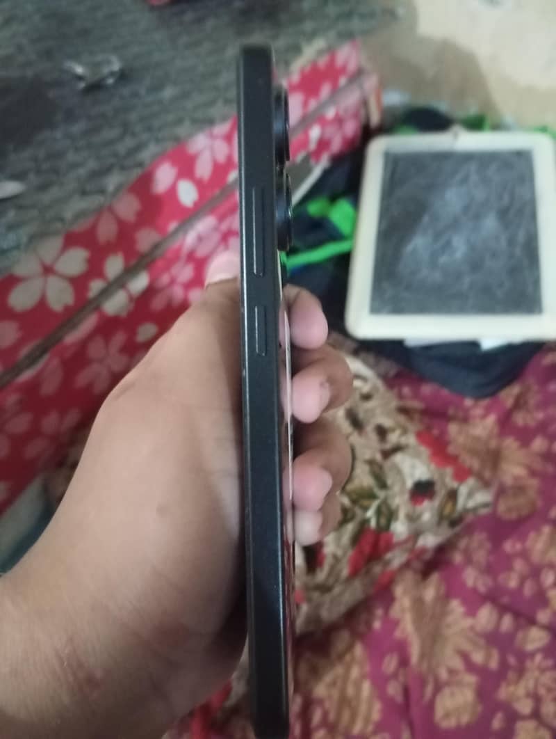 Xiaomi Redmi Note 13 3