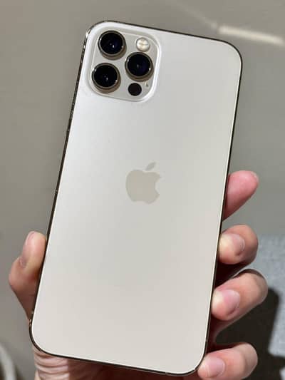 Apple iPhone 12 Pro 99% battery health
