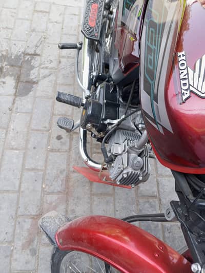 HONDA CD 70 2025