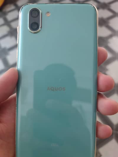 Aquos R2 gaming phon official pta.