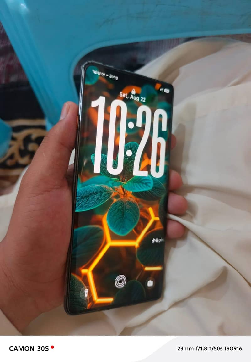 Tecno CAMON 40 Pro 4