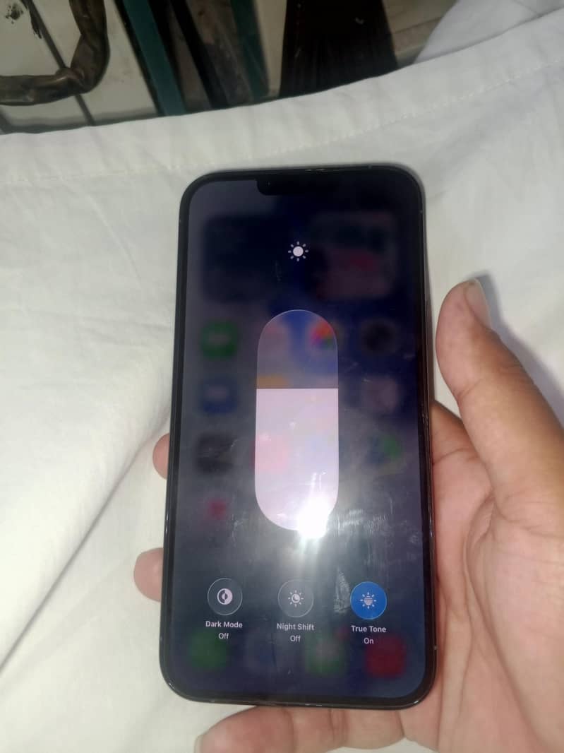 Apple iPhone 13 Pro Max 3