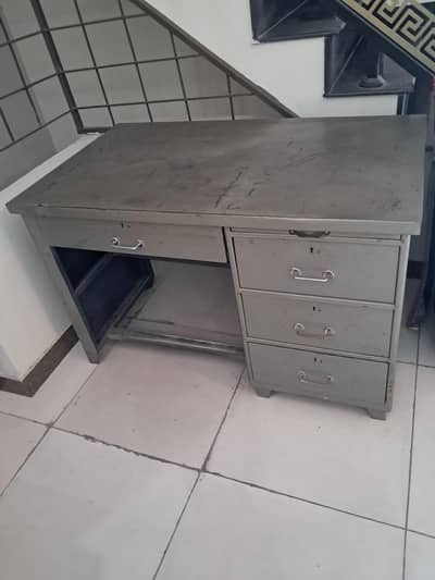Iron Office cum Computer Table with 4 big drawz