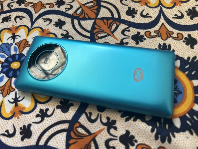 Itel x30+ 1