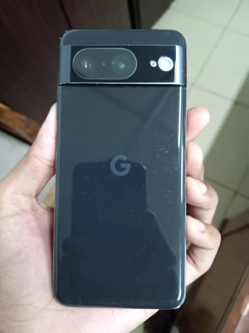 Google Pixel 8 1