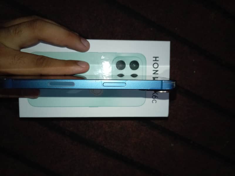 Apple iPhone 13 3