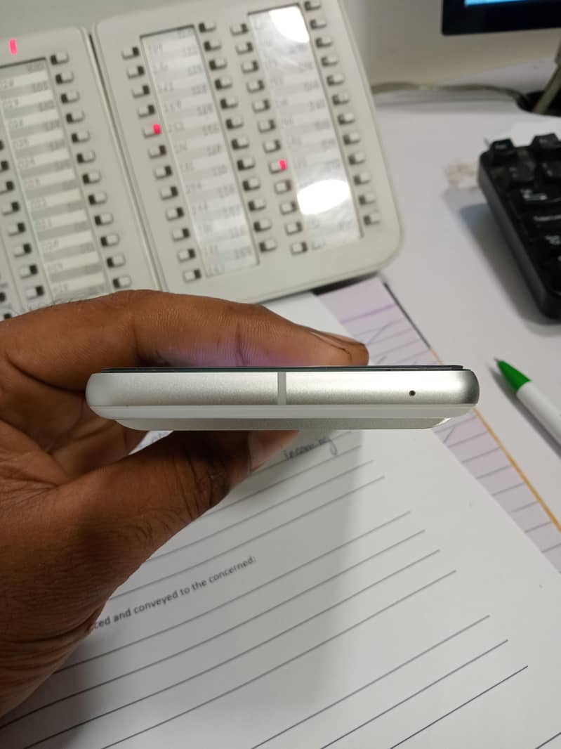 Google Pixel 7 8/128 3