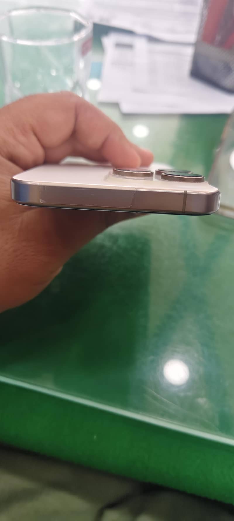 Apple iPhone 16 Pro Max 5