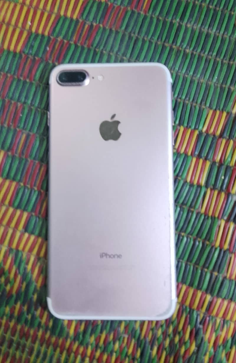 Apple iPhone 7 Plus 0