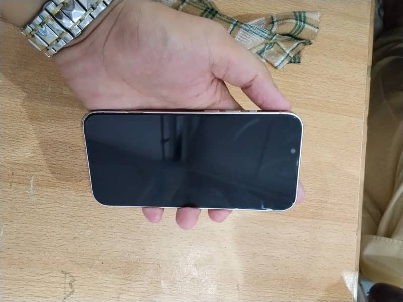 Apple iPhone 13 ( 03064200627 ) 7
