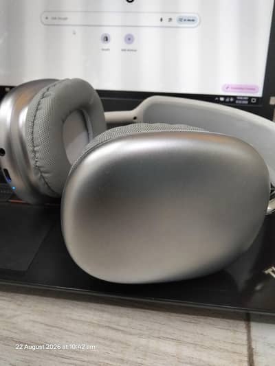 Airpods pro max headphones with Box Charger
