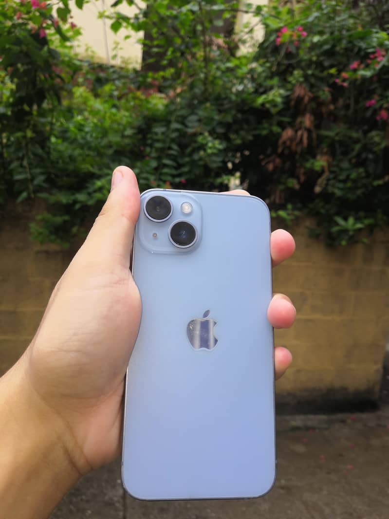 Apple iPhone 14 4