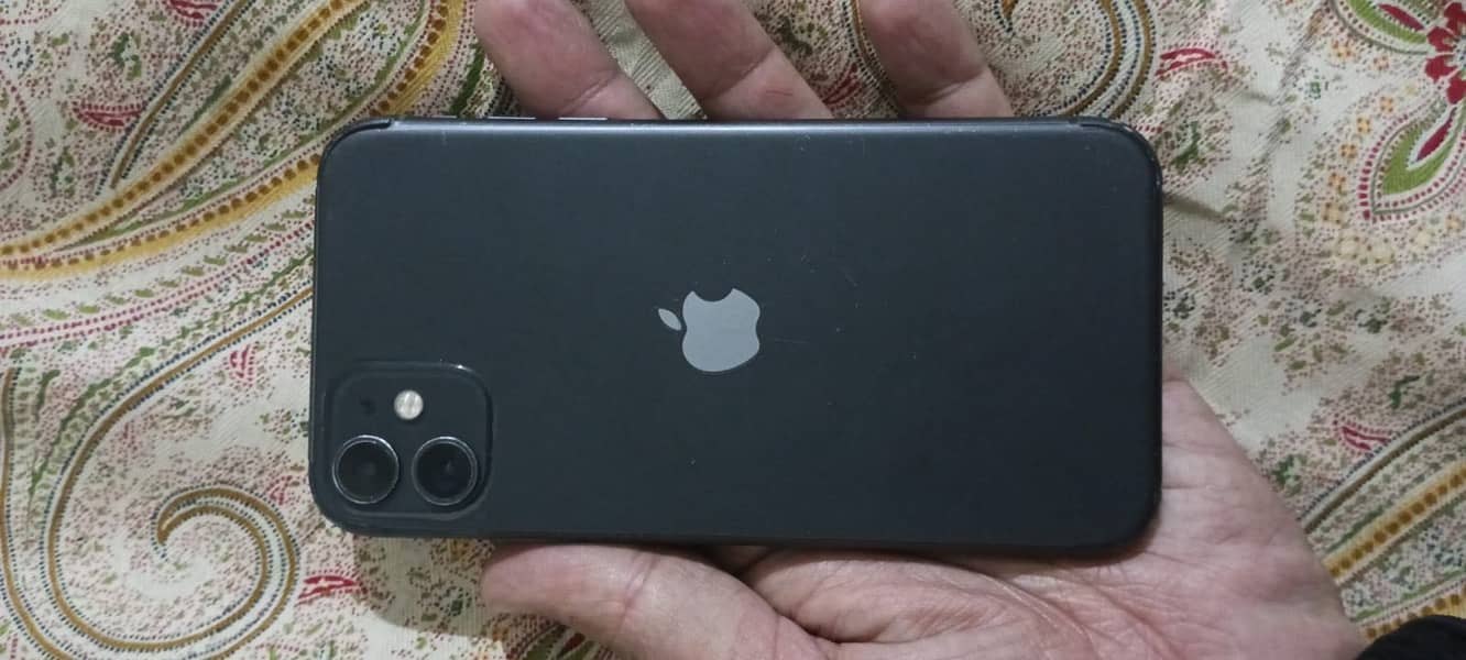 Apple iPhone 11 2