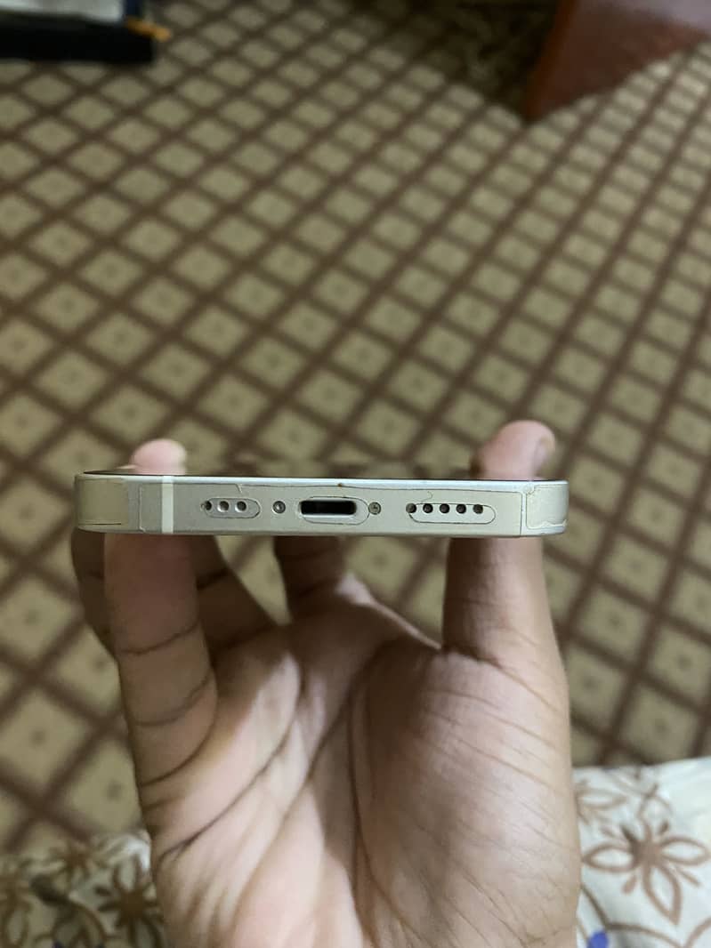 Apple iPhone 14 2