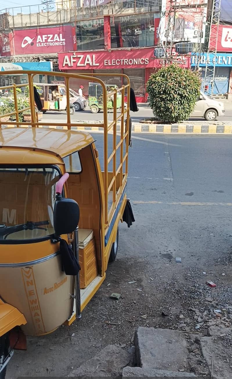 auto loader rikhsha 10