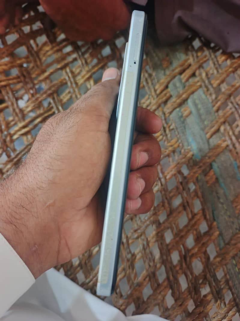 Infinix Smart 8 Plus 2