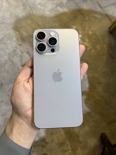Apple iPhone 15 Pro Max