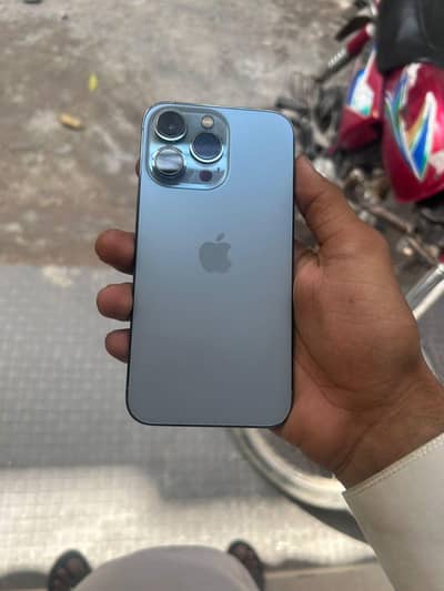 Apple iPhone 13 Pro