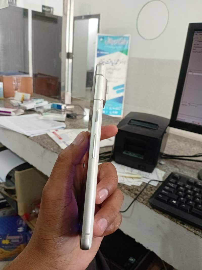 Google Pixel 7 3