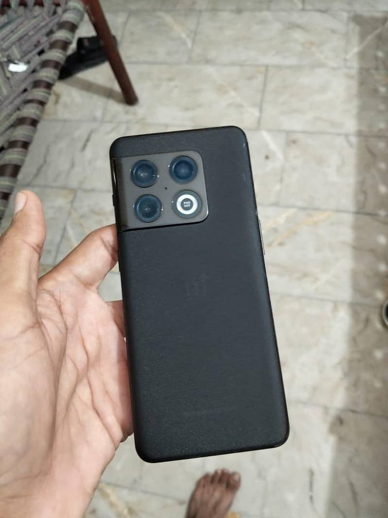 One Plus 10 Pro 0