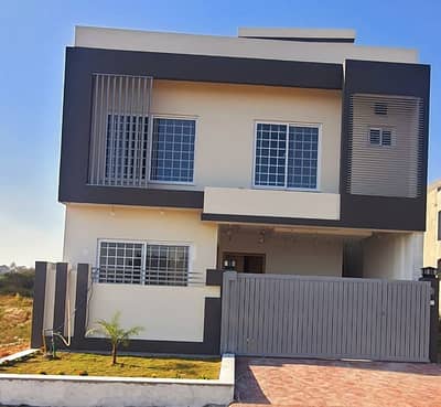 Double story new real picture urgent sale