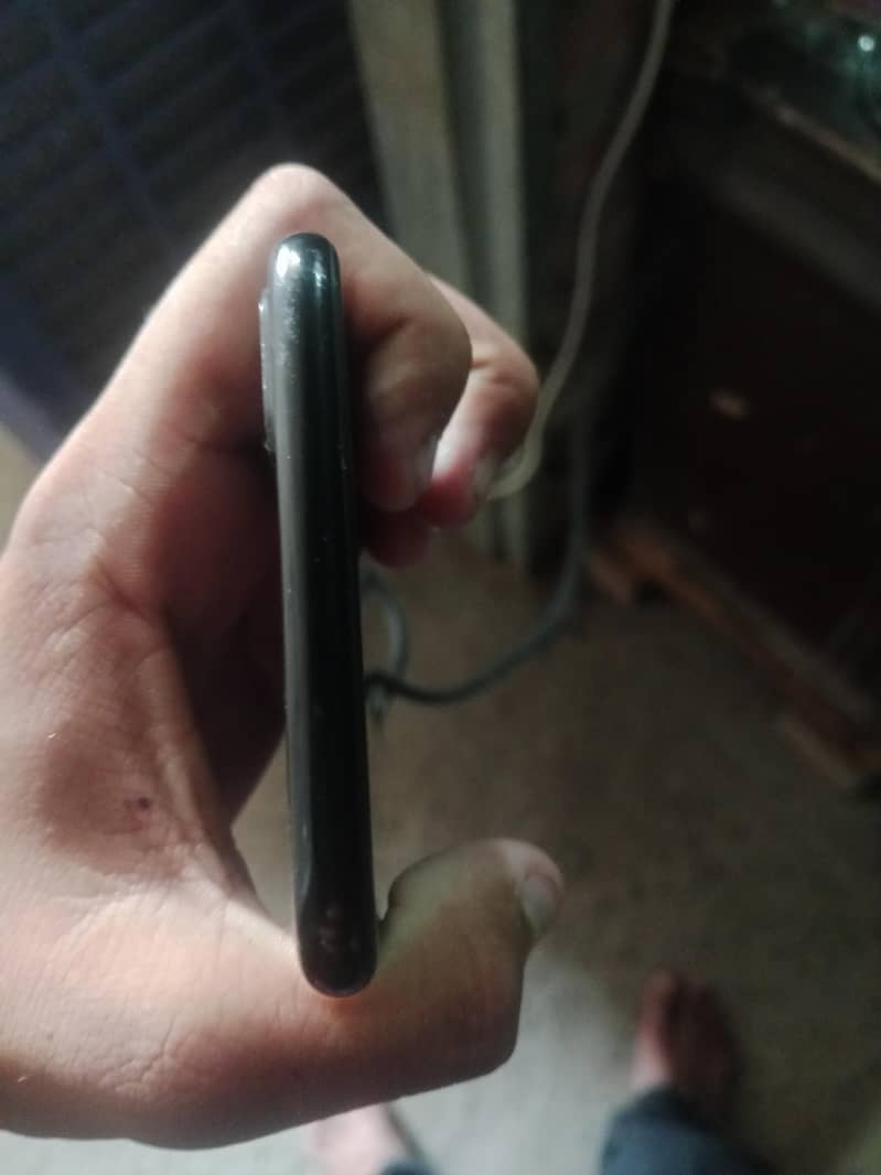 Apple iPhone 7 Plus 0