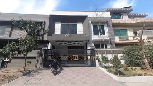 Double Storey New Real Picture Urgent Sale