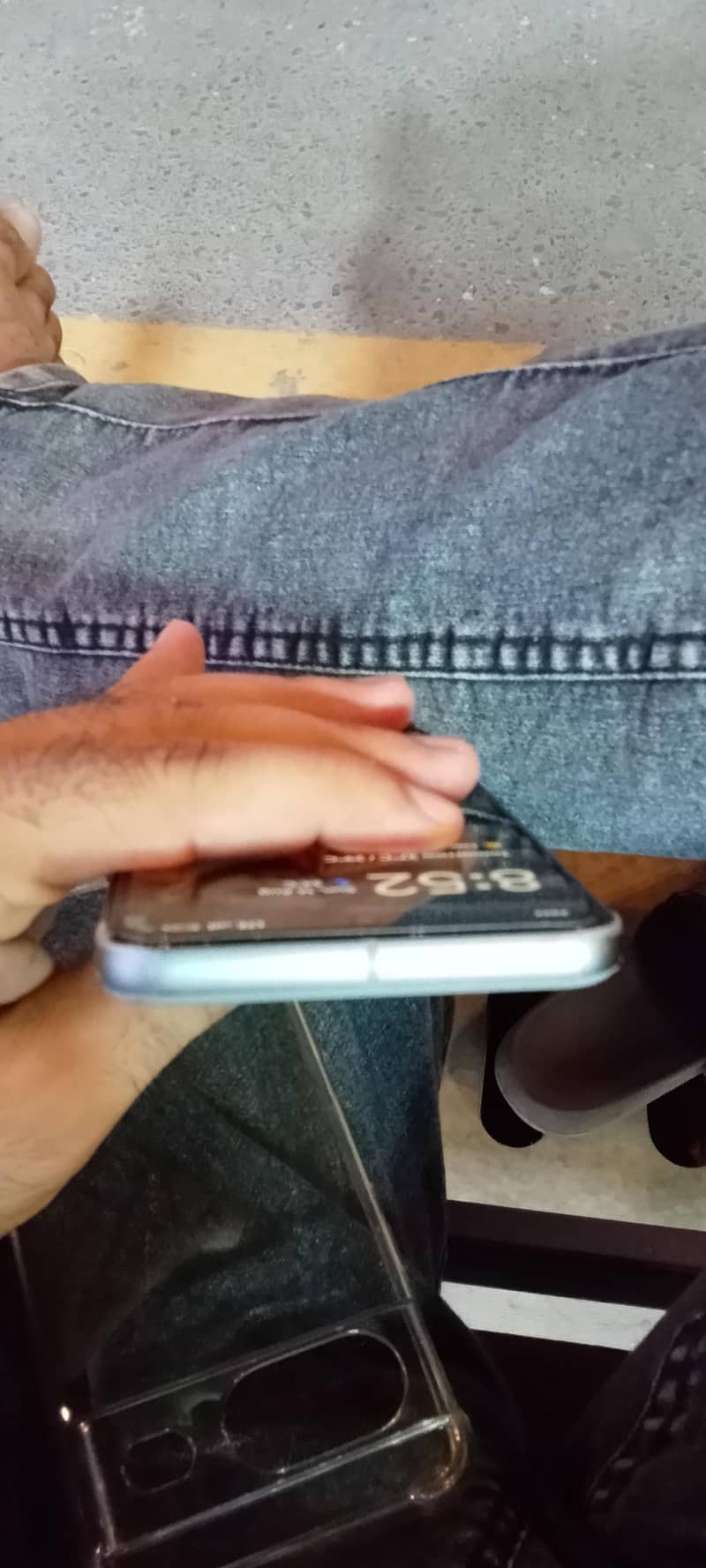 Google Pixel 8 4