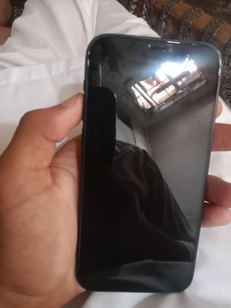 Apple iPhone 12 0