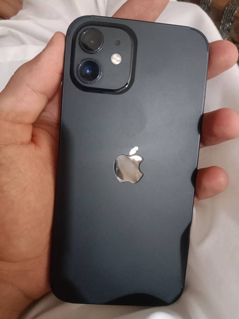 Apple iPhone 12 2