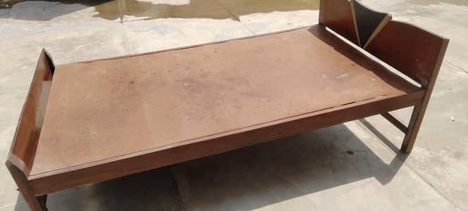 1 bed Wood