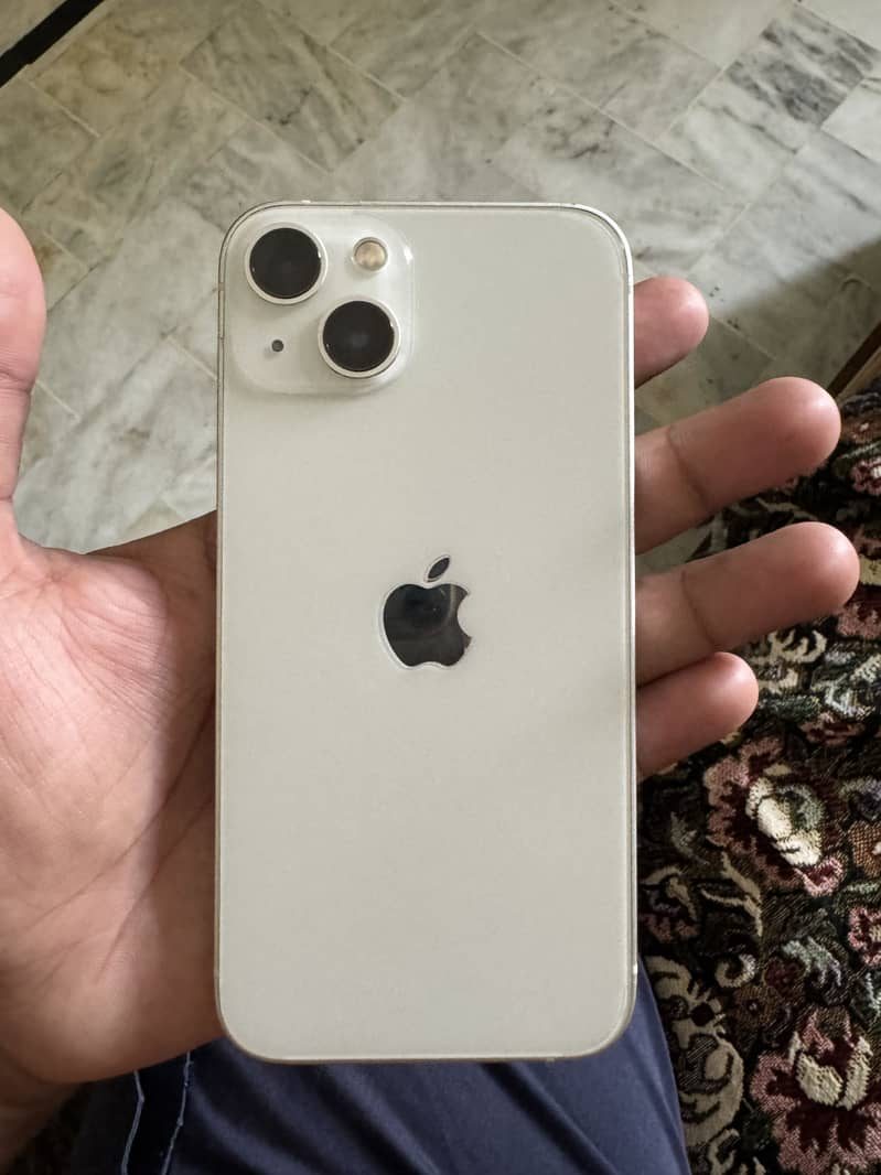 Apple iPhone 13 0