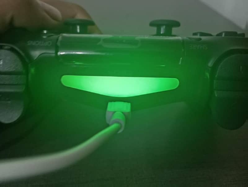 SONY PS4 CONTROLLER  WITH ADDITIONAL Cable 7