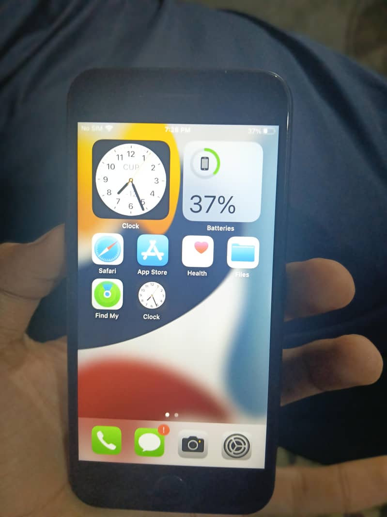 Apple iPhone 7 0